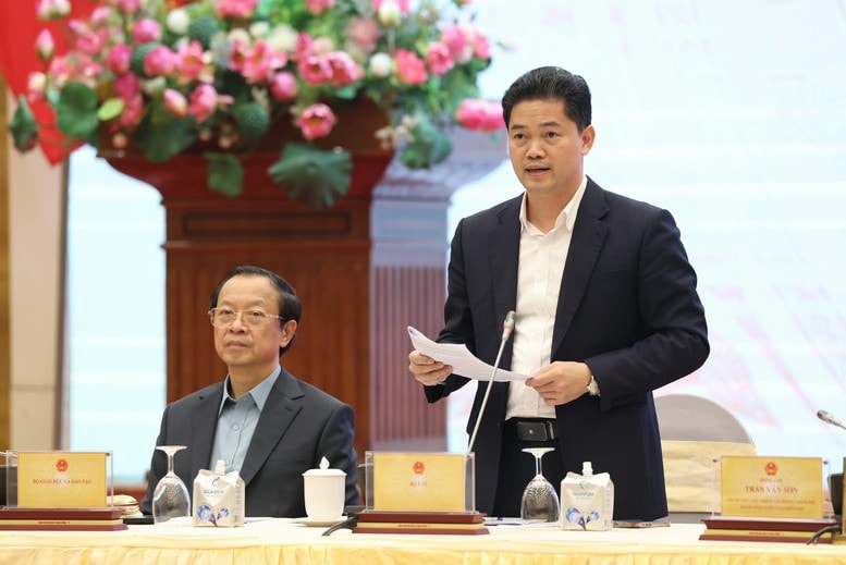 Doanh nghiệp sốt ruột chờ 'gỡ vướng' Nghị định 46, Thứ trưởng Bộ Y tế nói gì?