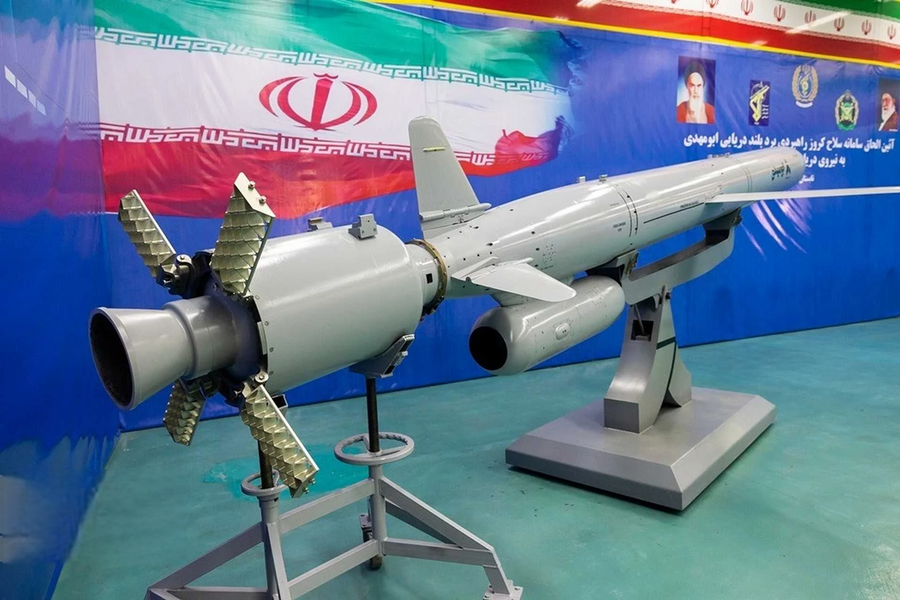 Giải mã vũ khí Iran đe dọa tàu chiến Mỹ trên biển Ả Rập
