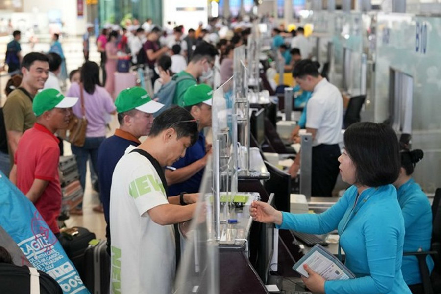 Vé máy bay 'khan hiếm' sát Tết, ngành hàng không bổ sung 19 máy bay, tăng chuyến