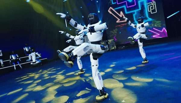 Agibot Night: Chương trình văn nghệ toàn robot đầu tiên trên thế giới