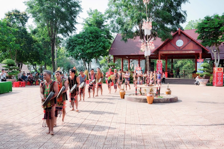Xuân về trên sóc Bom Bo, âm vang tiếng chày giã gạo nuôi quân