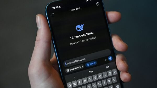 Nhiều dấu hỏi quanh việc DeepSeek gặp sự cố kéo dài 7 tiếng