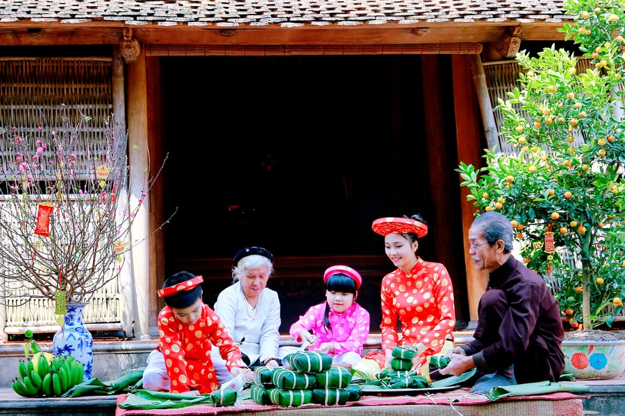 Câu chuyện ngày Tết: Thách thức giữa truyền thống và hiện đại