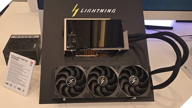 Thấy gì khi card đồ họa bị thổi giá đắt ngang ô tô trên ebay?