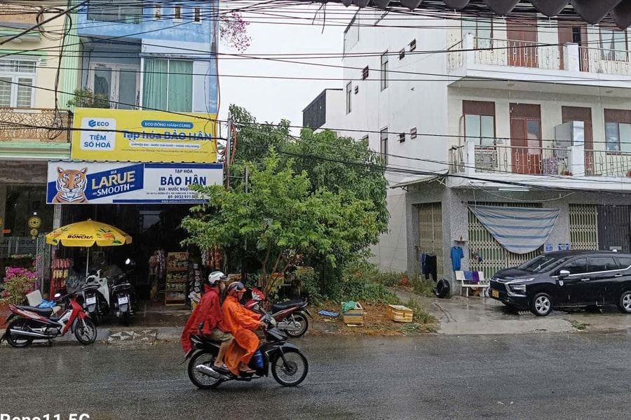 Cần Thơ xuất hiện mưa trái mùa cục bộ