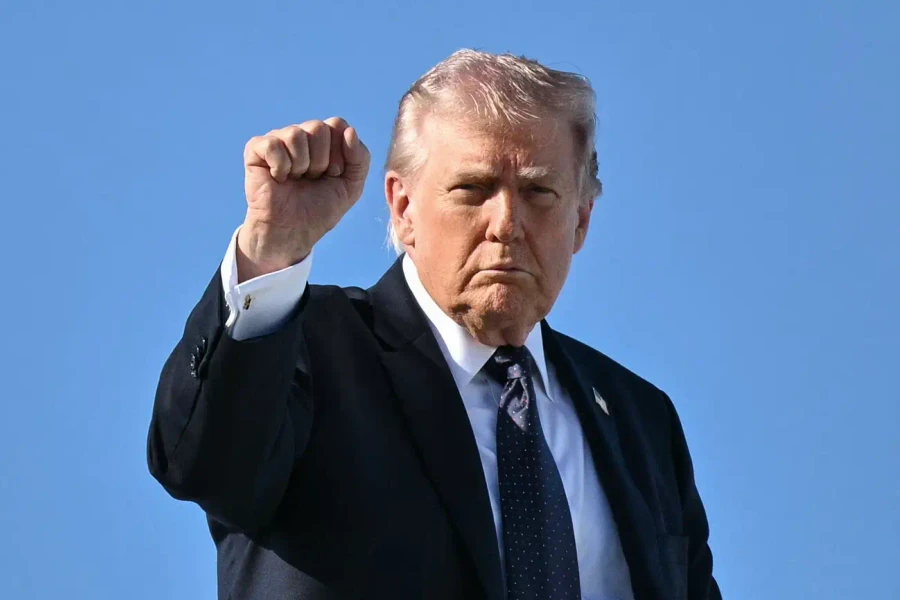 Ông Trump: Mỹ có 'nguồn cung cấp vũ khí gần như không giới hạn'