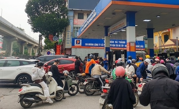 Thuế nhập khẩu về 0%, giá xăng dầu vì sao không giảm theo thuế?