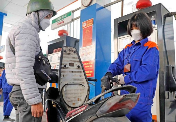 15 ngày 'cơn lốc' giá xăng dầu quét qua ví tiền người dân