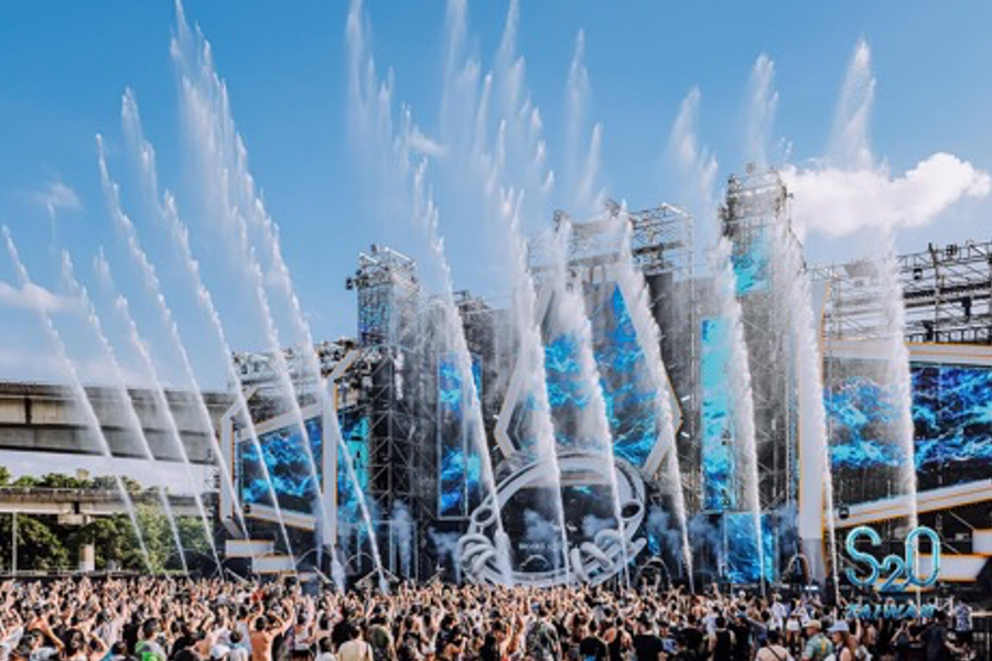 Thái Lan làm mới du lịch: Tết té nước Songkran kết hợp EDM, K-pop và siêu ứng dụng AI