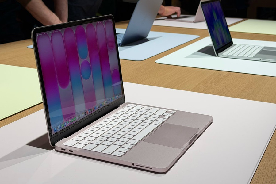 Đánh giá MacBook Neo: Laptop dễ sửa nhất của Apple, SSD chậm, dấu hỏi ở RAM 8GB