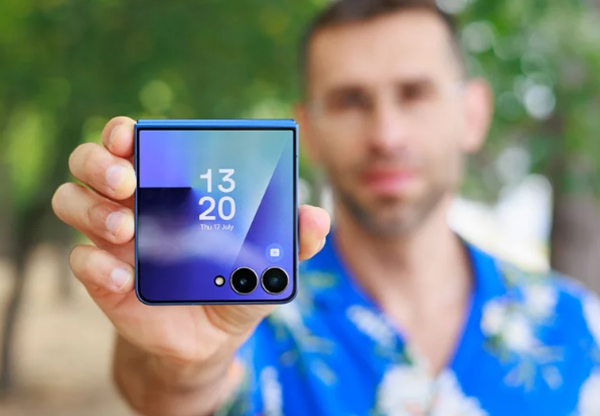 Lộ thông tin mẫu điện thoại gập vỏ sò của Samsung