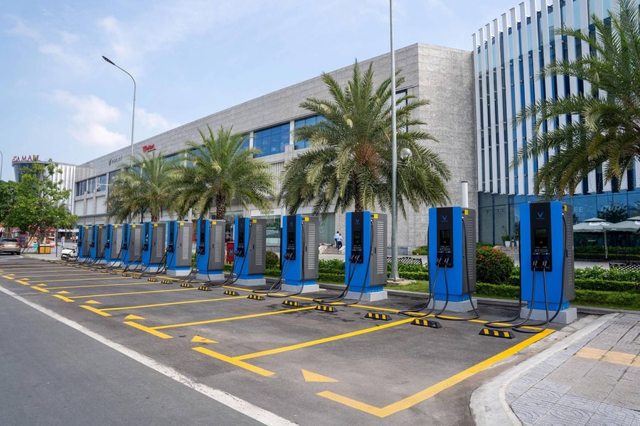 Thủ tướng ra chỉ thị mới, thúc đẩy tiết kiệm năng lượng và giao thông điện