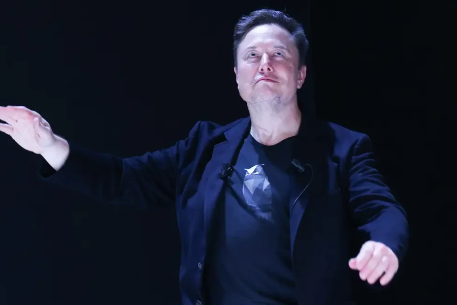 Elon Musk nói về dự án siêu nhà máy chip AI 'có 1-0-2' và những ý tưởng điên rồ
