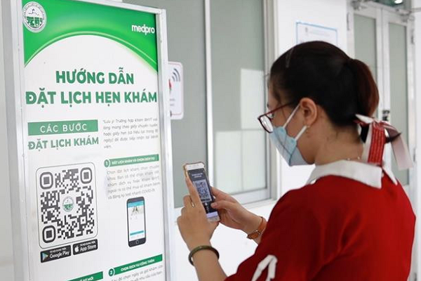 Quét mã QR y tế tại TP.HCM: Người dân là 'thanh tra số'!