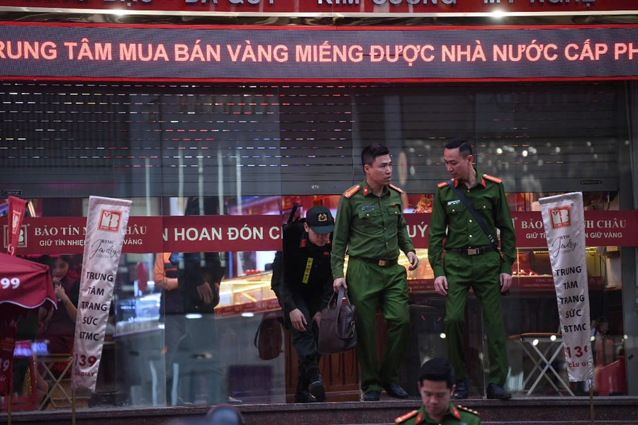 Bảo Tín Minh Châu: Sẽ mở cửa lại từ 12h ngày 26.3