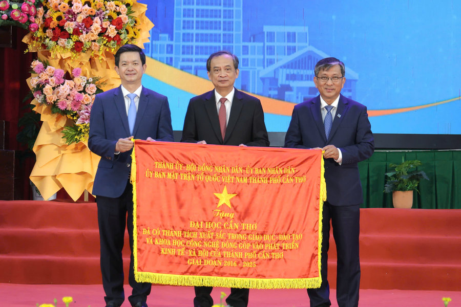 Đại học Cần Thơ - trụ cột khoa học công nghệ của ĐBSCL