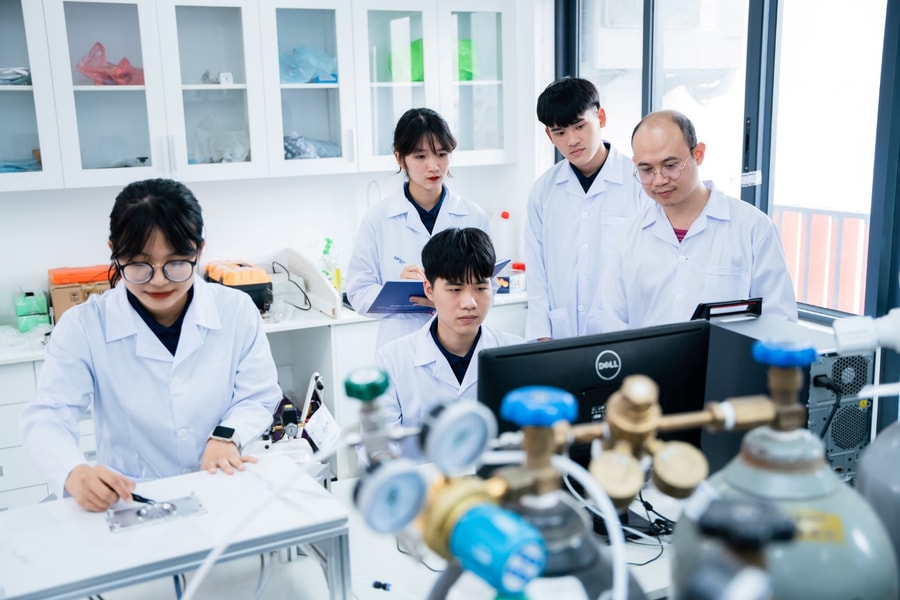Hỗ trợ nghiên cứu sinh 1 tỉ/năm, đặt hàng làm chủ công nghệ lõi