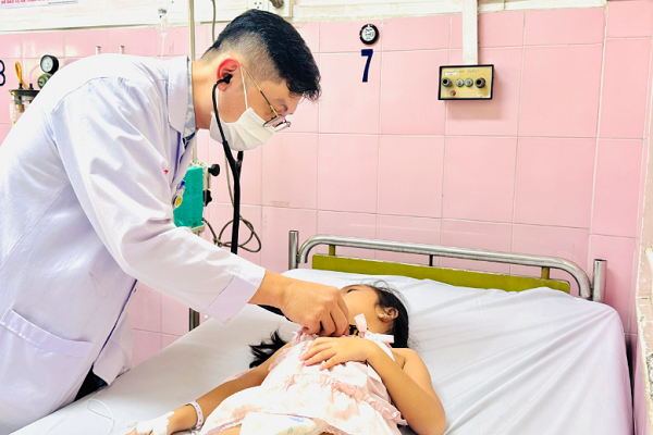 36 vụ ngộ độc trong 3 tháng: Vì sao thực phẩm bẩn vẫn lọt lưới?