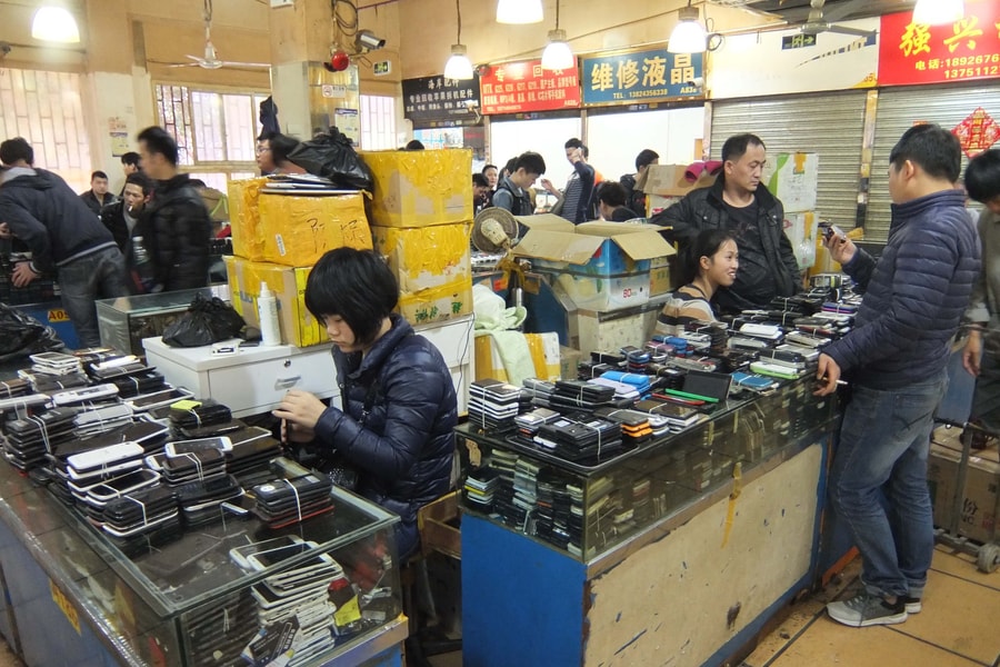 Giá mua điện thoại cũ rớt thảm hại do giá chip nhớ hạ nhiệt