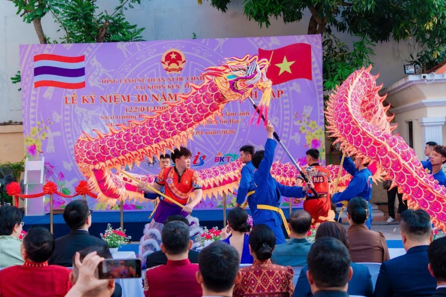 Giữ hồn Việt nơi đất khách: Từ tiếng trống lân đến khát vọng giáo dục xuyên biên giới