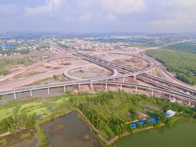 Chiều nay 29/4, thông xe cao tốc Biên Hoà - Vũng Tàu