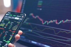 Khối ngoại bán ròng mạnh nhiều mã cổ phiếu, vì sao chỉ 1 mã đáng lo nhất?