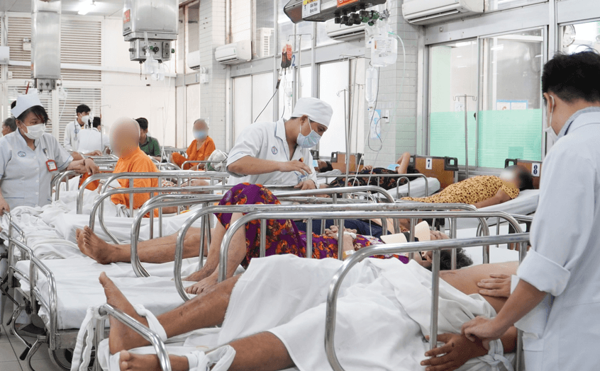 Bốn ngày nghỉ lễ 30/4 và 1/5: ‘Vỡ trận’ tại Khoa Nội thần kinh, Bệnh viện Chợ Rẫy