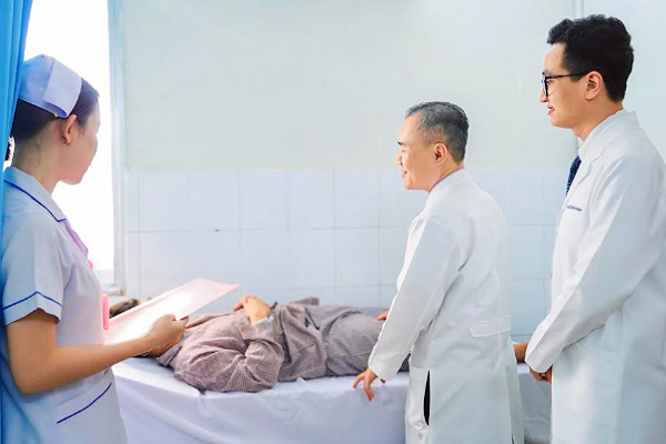 Bi kịch sau sự im lặng: Bé trai 14 tuổi suýt mất 'đời trai' vì nỗi sợ xoắn tinh hoàn