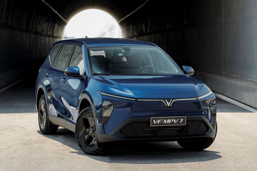 VinFast VF MPV 7: Mẫu xe trọn vẹn cho gia đình vì rộng rãi, chạy 'bốc', chi phí hời
