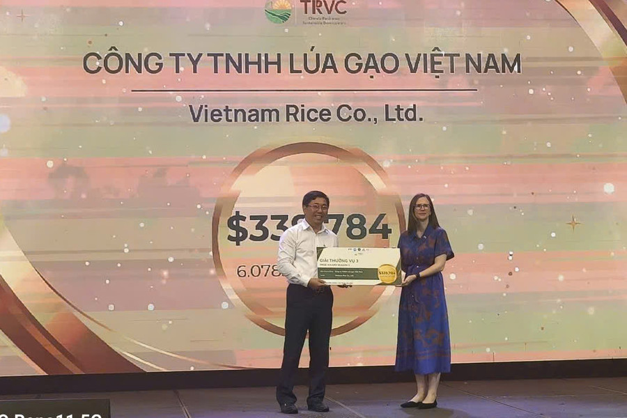 Giải thưởng giảm phát thải mở đường cho chuỗi lúa gạo xanh phát triển bền vững