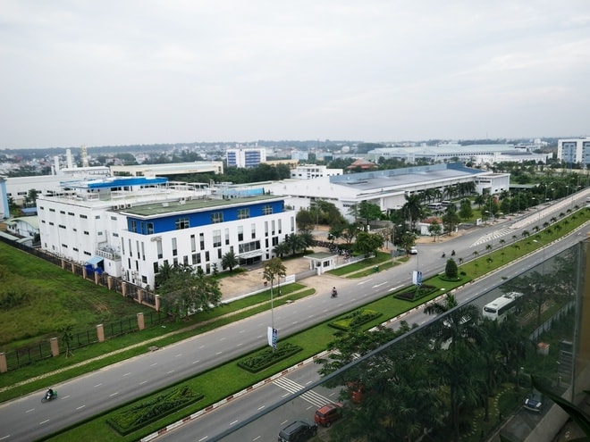 Tiêu thụ điện liên tiếp phá đỉnh: Giải pháp nào bảo vệ các 'trái tim' công nghệ cao?