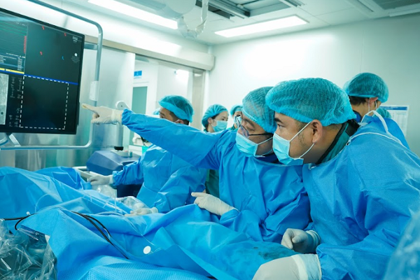 Điều trị rung nhĩ tại Việt Nam: Đột phá công nghệ PFA