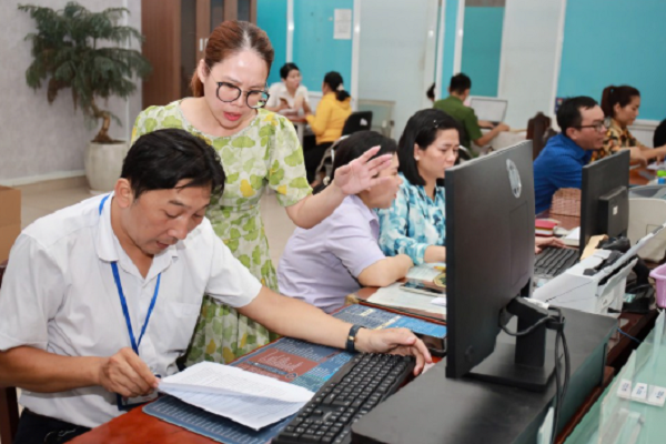 Bài toán nhân sự trong mô hình chính quyền mới: TP.HCM làm gì để giữ người tài?
