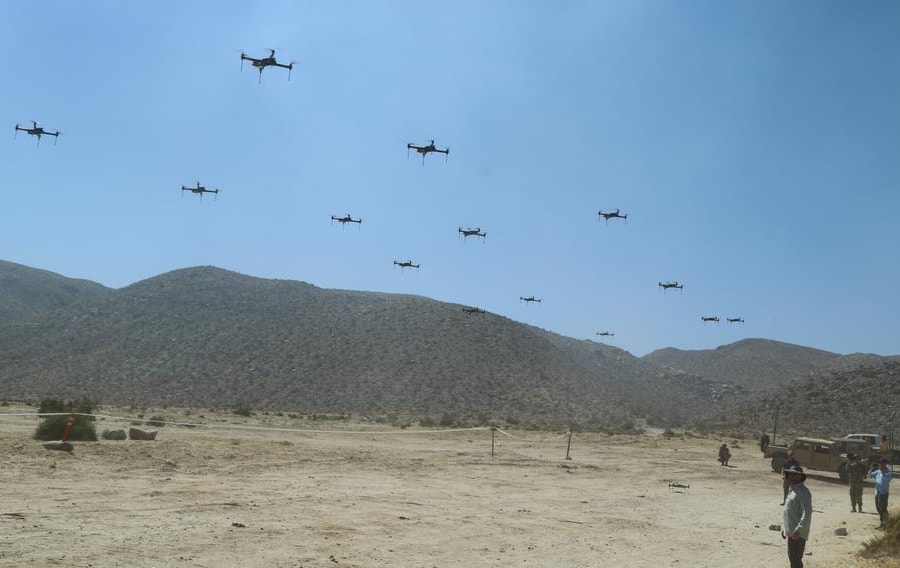 Mỹ thử bầy drone phòng thủ: Lá chắn mới trước cơn ác mộng UAV cảm tử