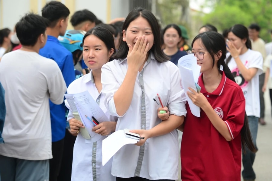 Gợi ý lời giải môn Toán kỳ thi THPT 2026