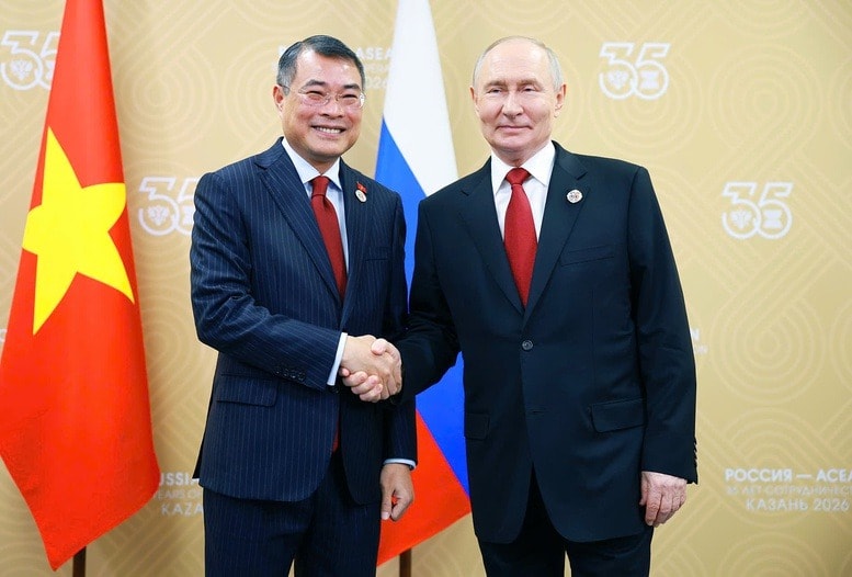 Thủ tướng Lê Minh Hưng hội kiến Tổng thống Nga Vladimir Putin