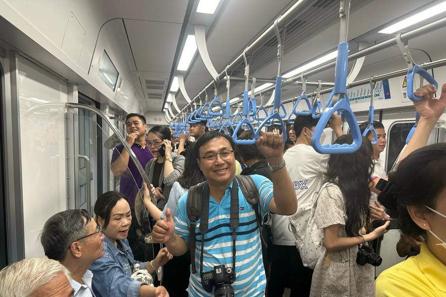 Metro số 1 TP.HCM miễn phí vé ngày 2/7, tăng chuyến phục vụ người dân