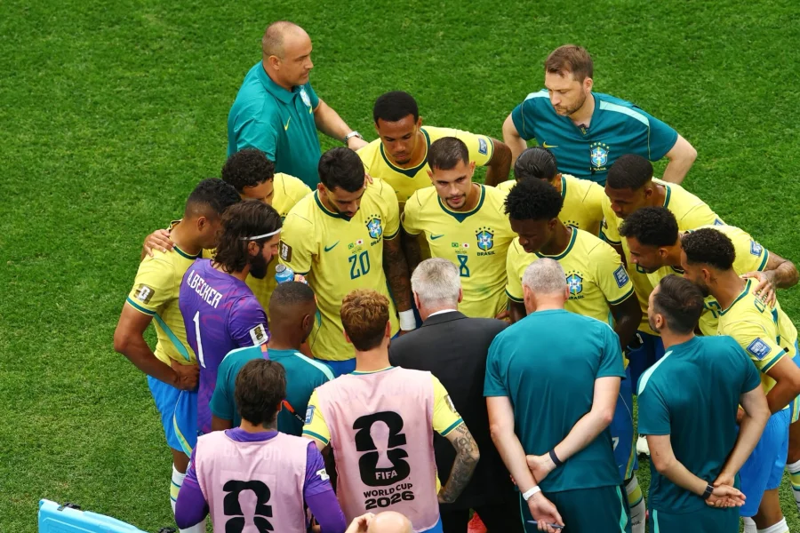 HLV nước ngoài đông kỉ lục: Thách thức 'dớp' vô địch tại World Cup 2026