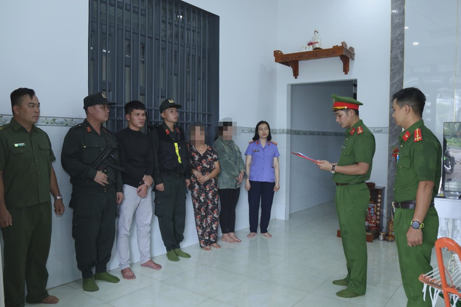 Đồng Nai: Khởi tố 7 nhân viên bán trộm hơn 1.200 tấn chì, chiếm đoạt 67 tỉ đồng