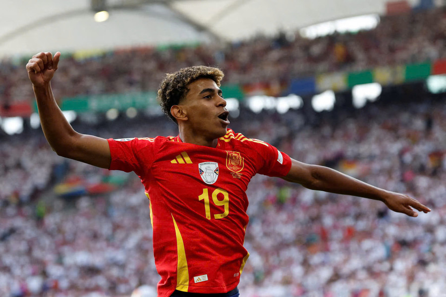 Ronaldo và Yamal: Cái tôi lớn nhất World Cup là ai?