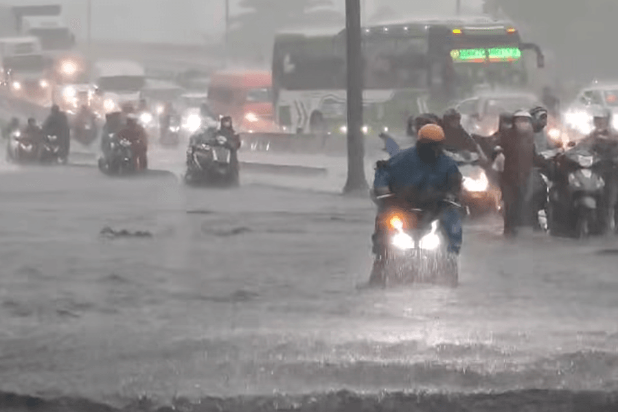 Thời tiết hôm nay 10/7: Mưa dông diện rộng khắp vùng núi, trung du Bắc Bộ và tỉnh Quảng Ninh