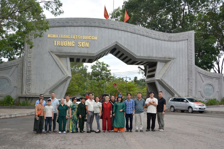 Hành trình "Về nguồn" tháng 7: Lan tỏa giá trị lịch sử bằng tri thức và công nghệ
