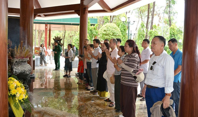 "Về nguồn 2026": Số hóa tư liệu lịch sử và kết nối giá trị tri thức tại các địa chỉ đỏ miền Trung