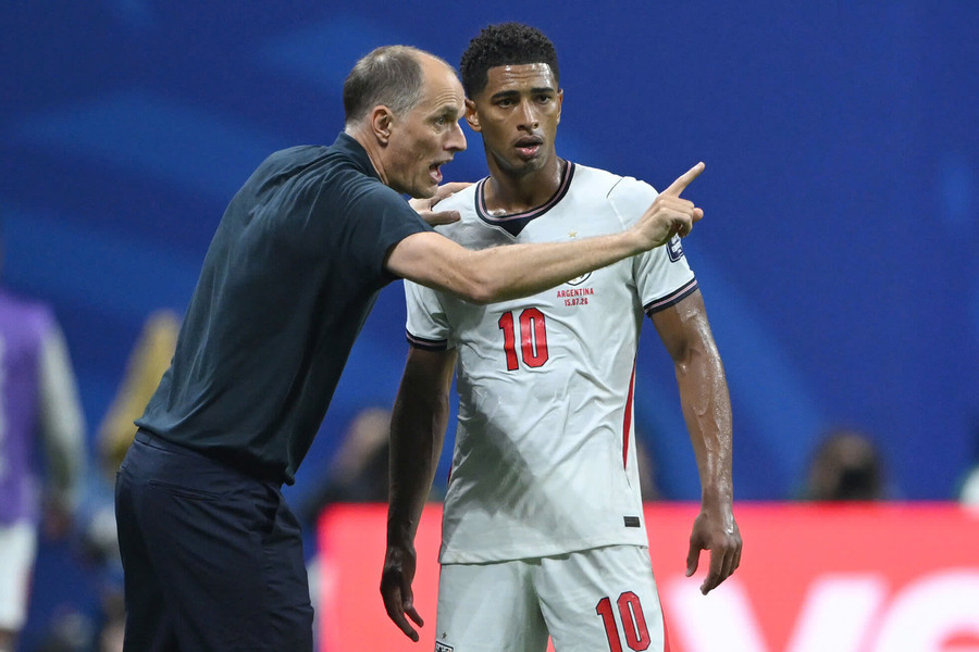Đội tuyển Anh nên sa thải HLV Thomas Tuchel?