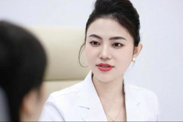 TS.BS Trần Nguyên Ánh Tú: Không phải ai cũng nên điều trị thẩm mĩ ngay