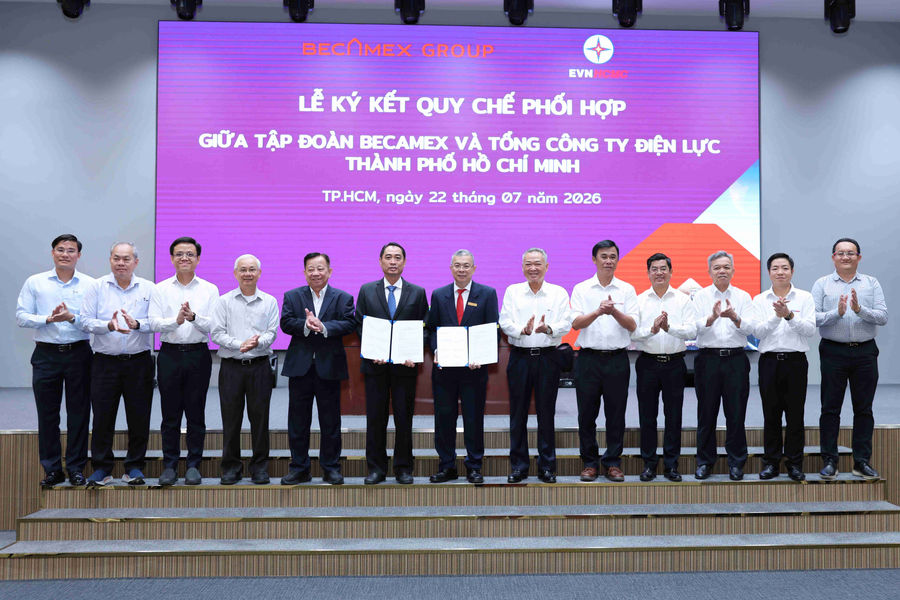 EVNHCMC và Becamex ký kết Quy chế phối hợp trong công tác vận hành, đầu tư phát triển lưới điện