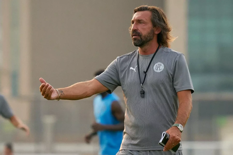 Vì sao Pirlo không cá độ, nhưng vẫn có thể mất ghế tuyển Ý?