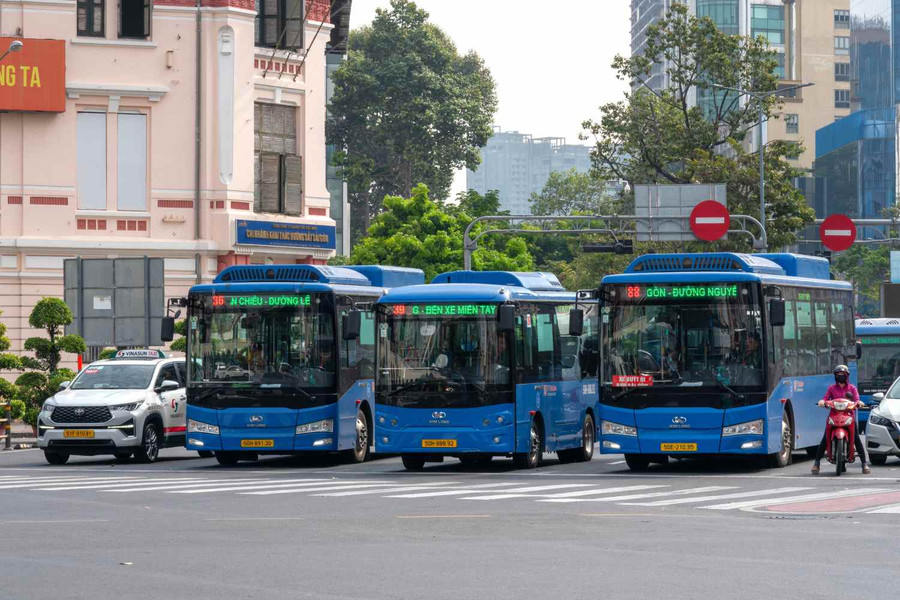 TP.HCM vận động cán bộ đi xe buýt ít nhất 2 lần mỗi tuần
