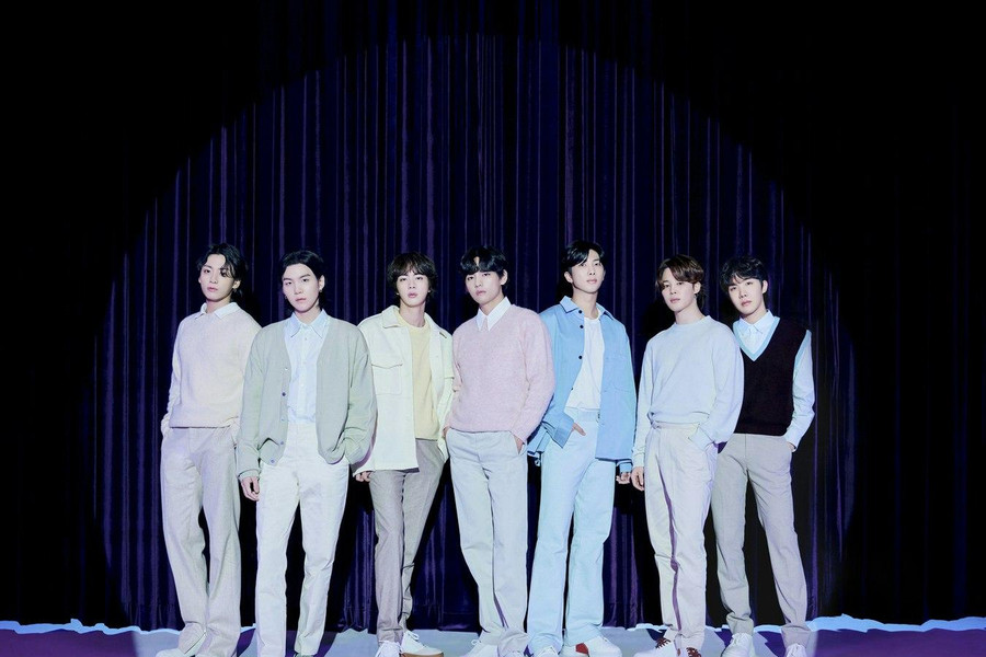 BTS 'quay lưng' với Grammy 2027?