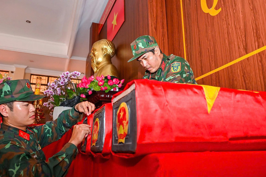 Từ những rãnh đất sâu, 155 liệt sĩ được tìm thấy